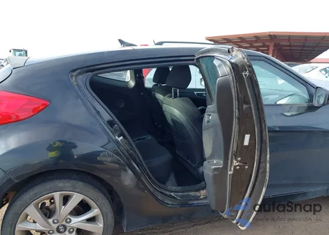 2017 Hyundai Veloster z USA, uszkodzony, nr VIN KMHTC6AD5HU3O6121